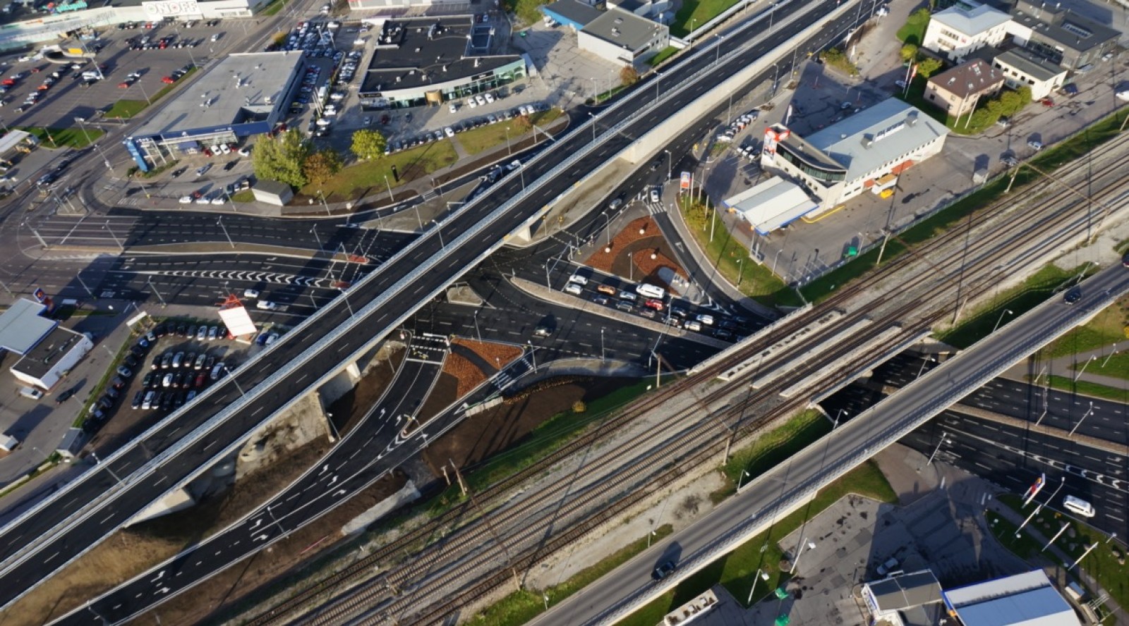 Ülemiste liiklussõlme viadukt-ehitus, Tallinn hero image